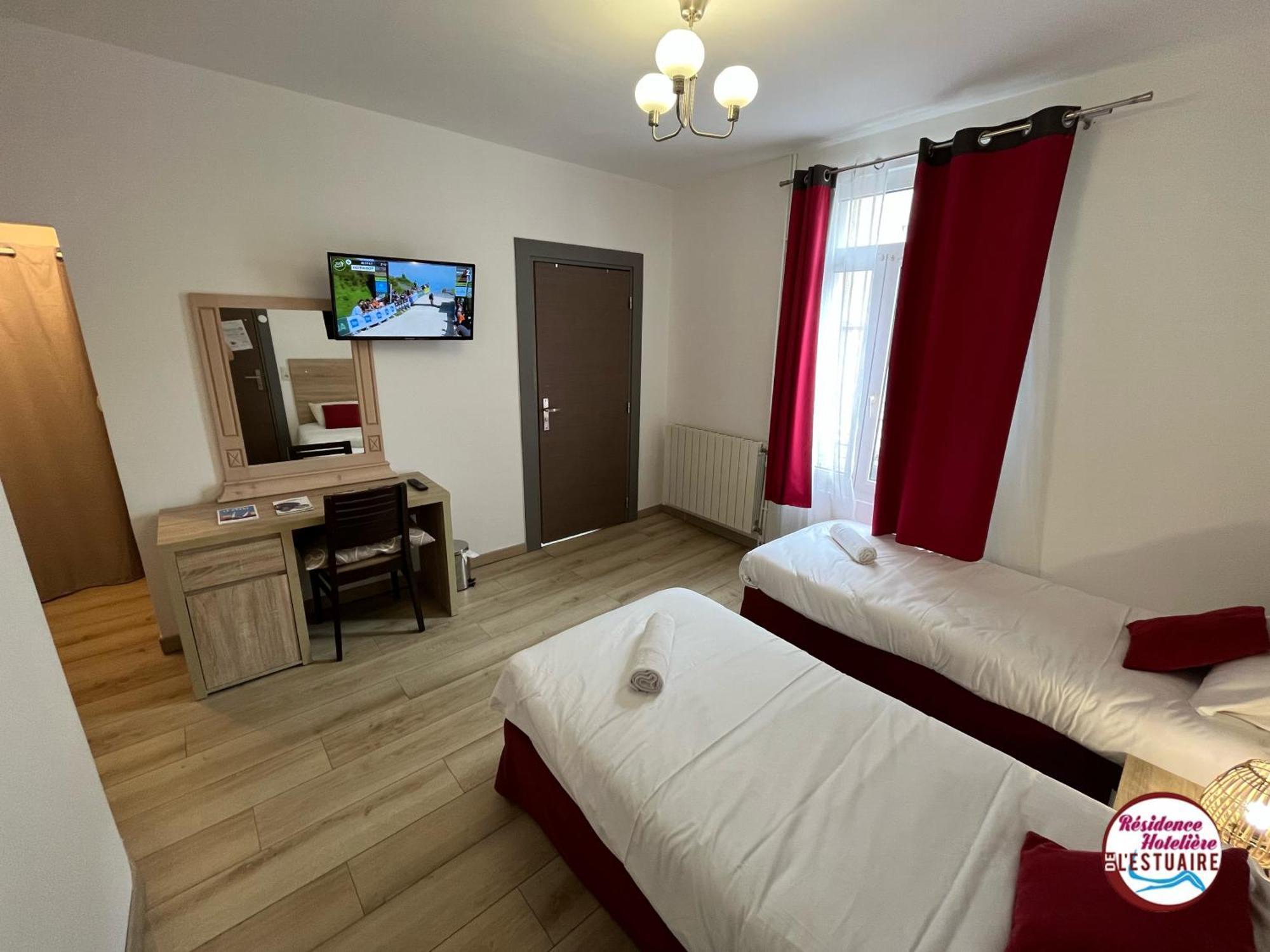Residence Hoteliere De L'Estuaire Le Havre Esterno foto