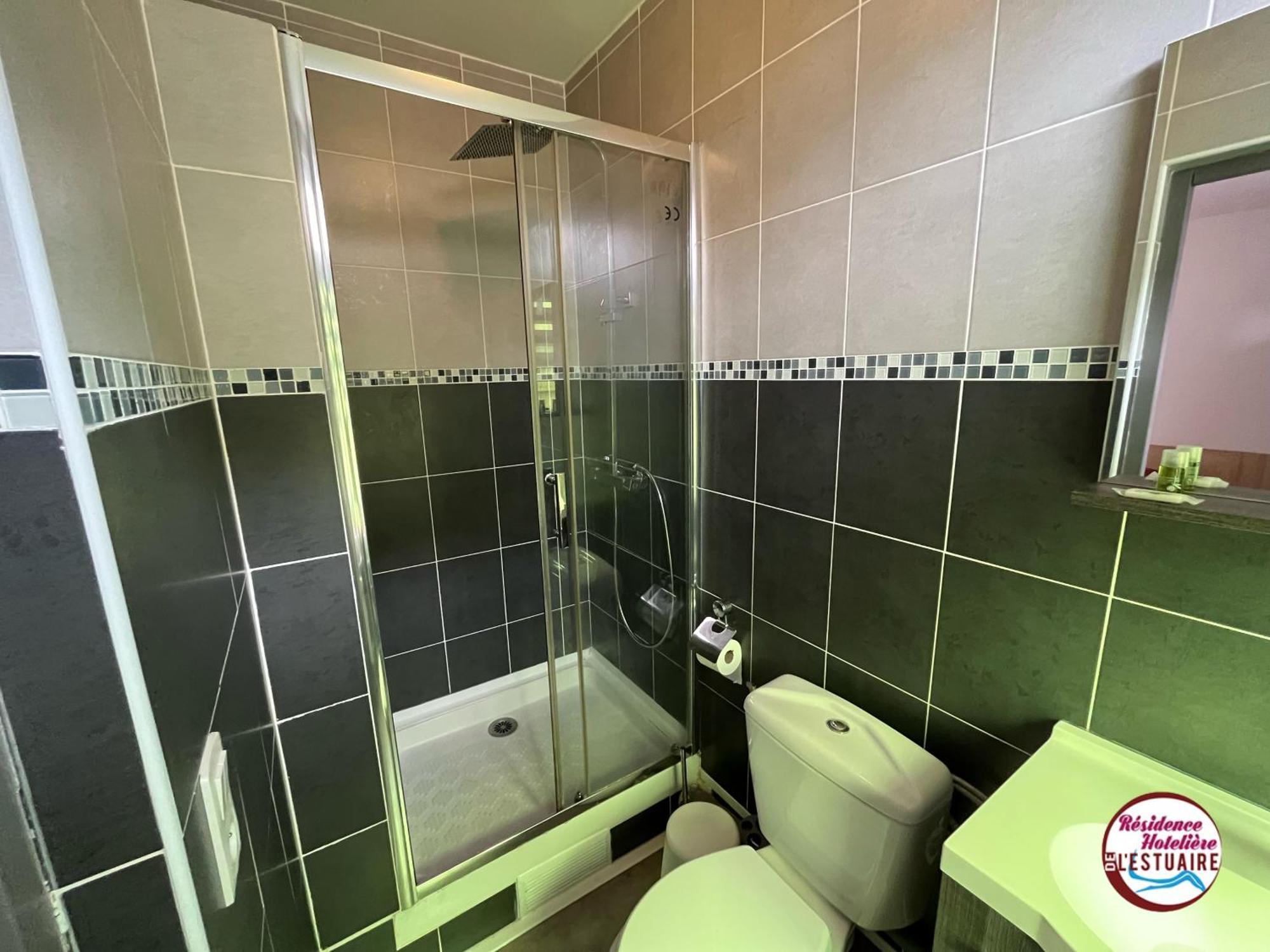 Residence Hoteliere De L'Estuaire Le Havre Esterno foto